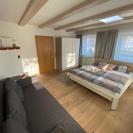 Gaestezimmer Kirchdorf Unteropfingen Bagian luar foto