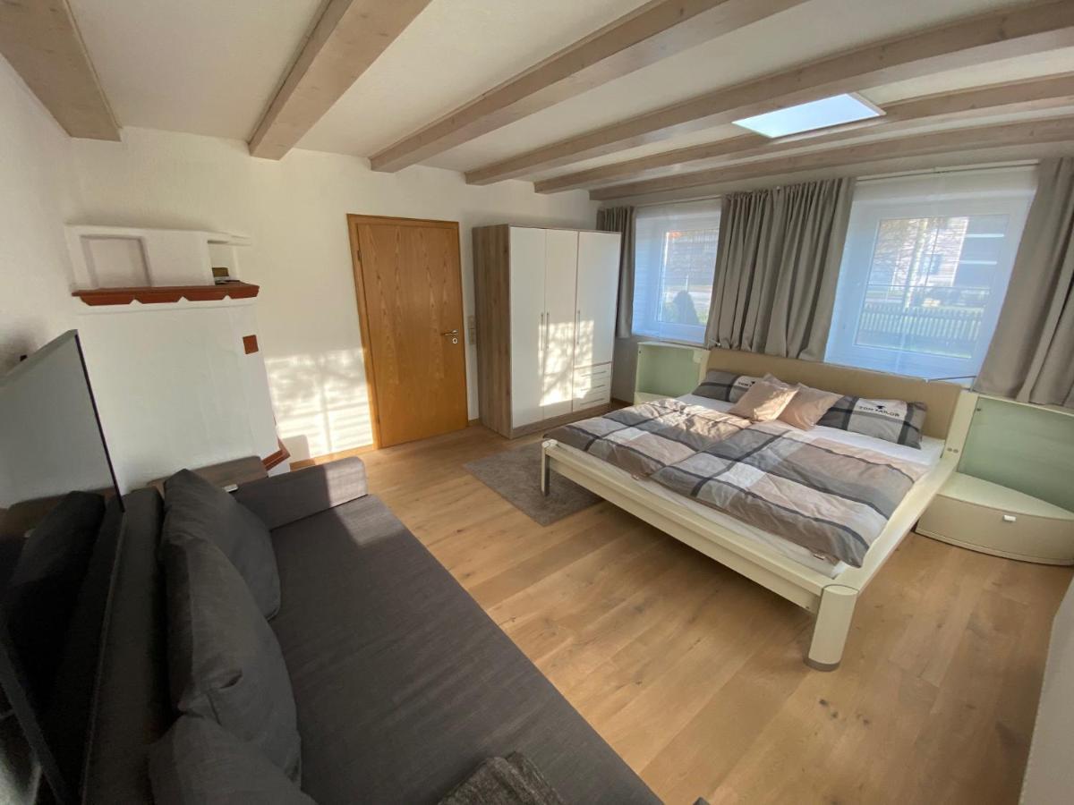 Gaestezimmer Kirchdorf Unteropfingen Bagian luar foto