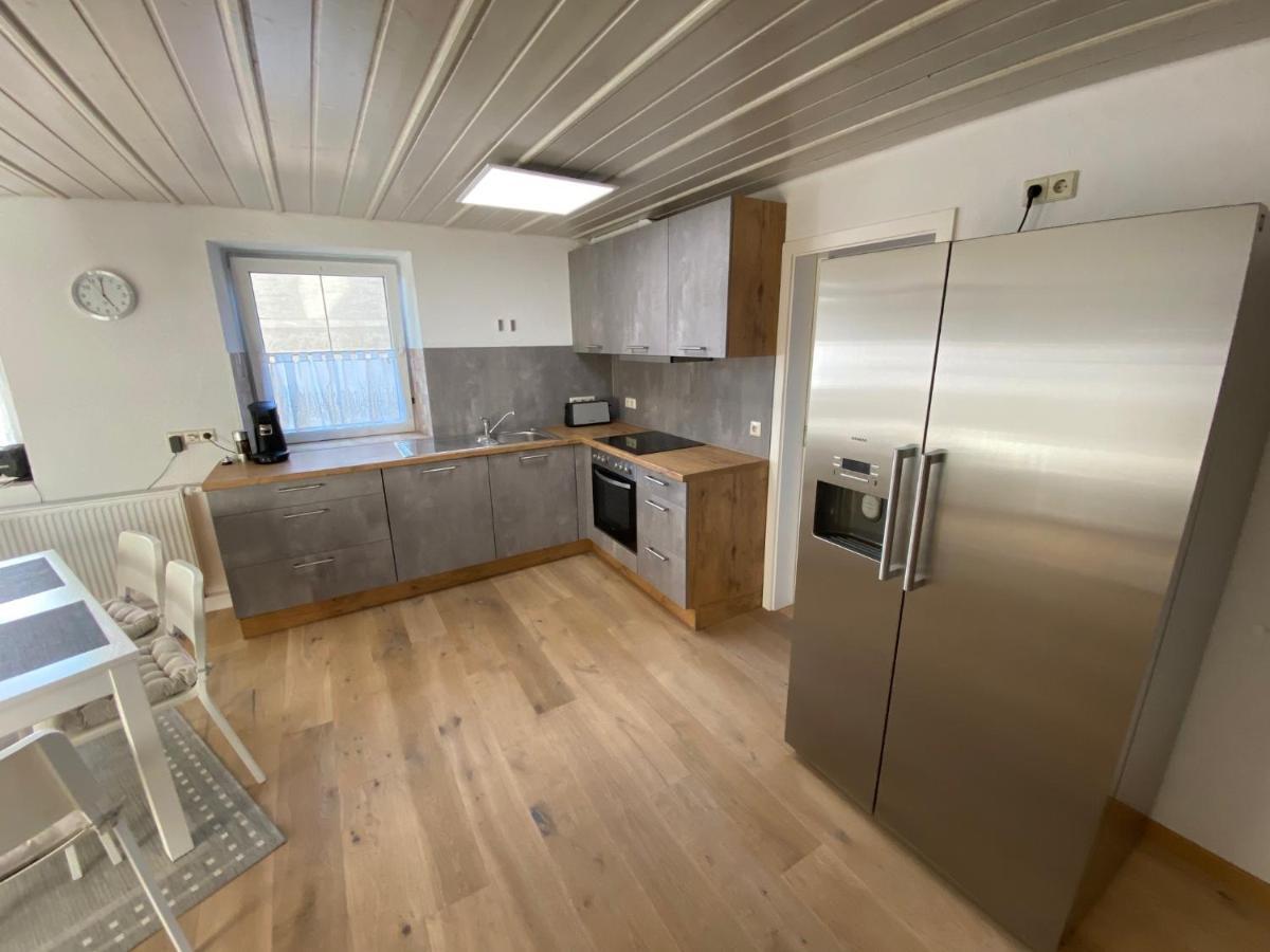 Gaestezimmer Kirchdorf Unteropfingen Bagian luar foto